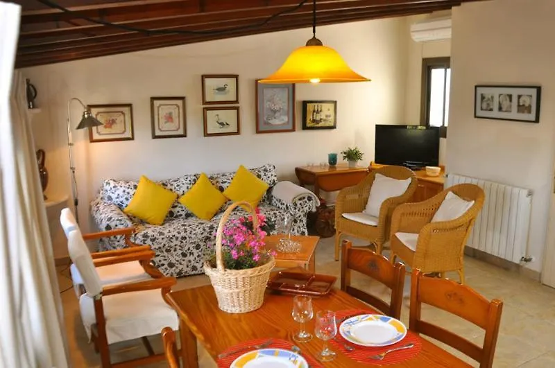 Apartamentos Casa Maria カラ・フィゲラ